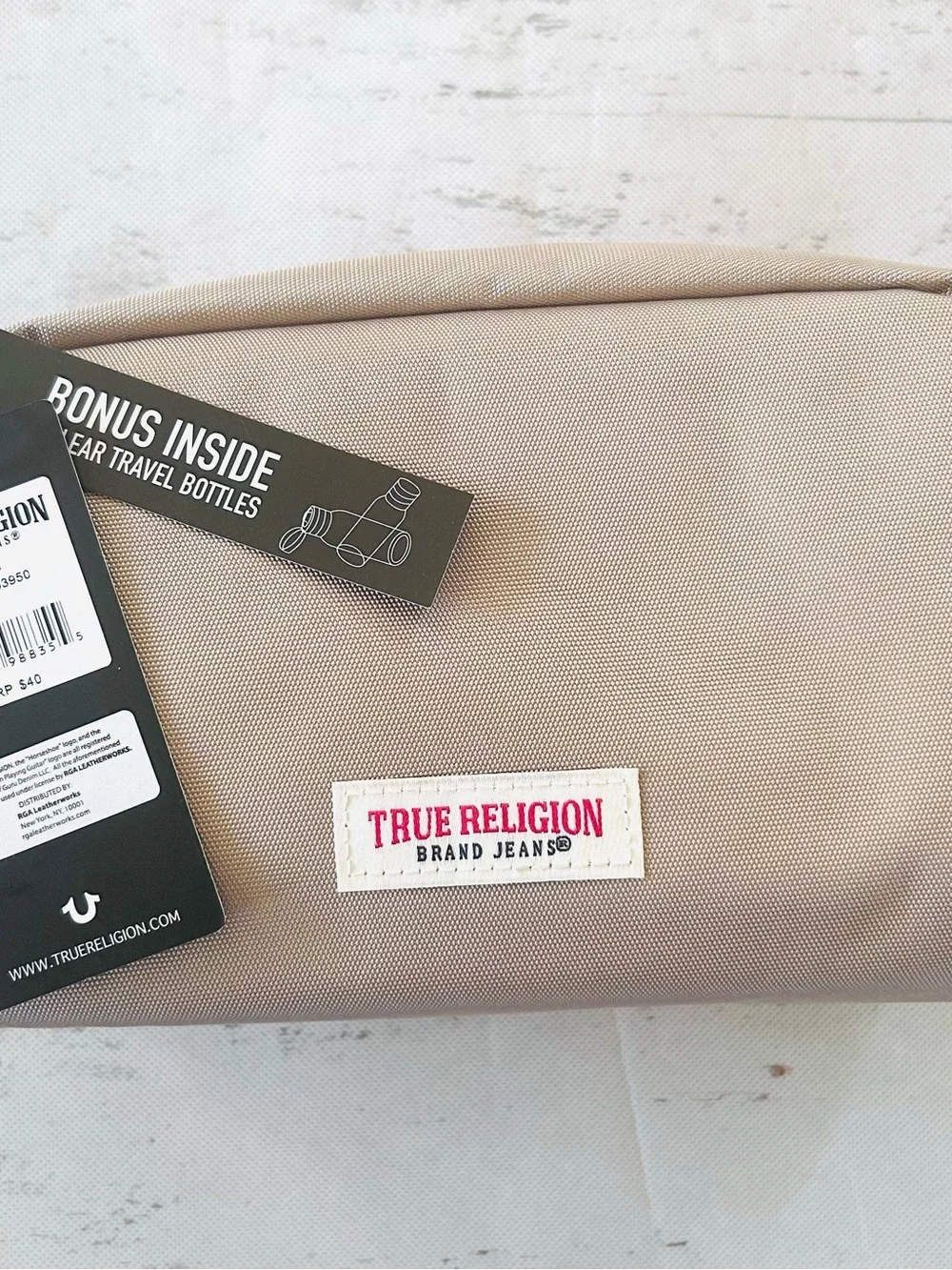 True Religion Beige/Tan Men’s Toiletries Travel Bag Organizer